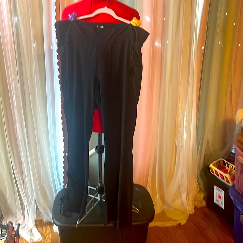 Venus black leggings